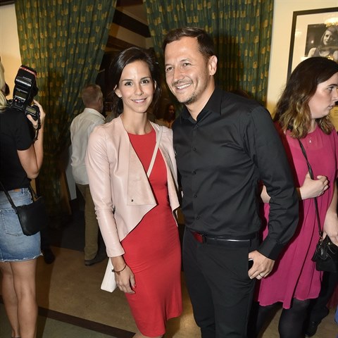 Kate�ina je velmi kr�sn�.