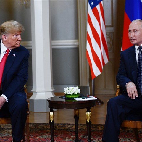 Summit Donalda Trumpa s Vladimirem Putinem je tomu Reaganovu a Gorbaovovu ve...