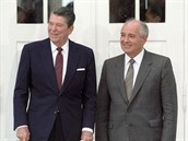 Ronald Reagan s Michailem Gorbaovem.