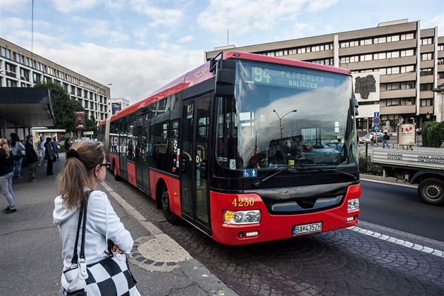 Takhle vypadají busy MHD v Bratislav.