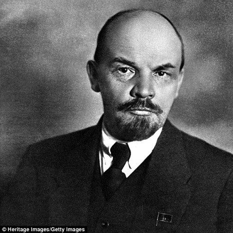 Vladimir Ilji Lenin stl za vyvradnm carsk rodiny.