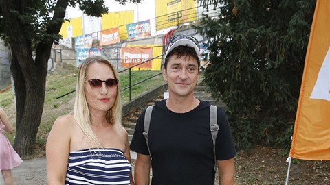 Spokojená rodinka - Saa Railov s partnerkou Lídou Nmekovou a dcerkou