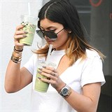 Zelen smoothie je pesn pro Kylie