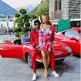 Jay-Z a Beyoncé byli u jezera Como nepřehlédnutelní.