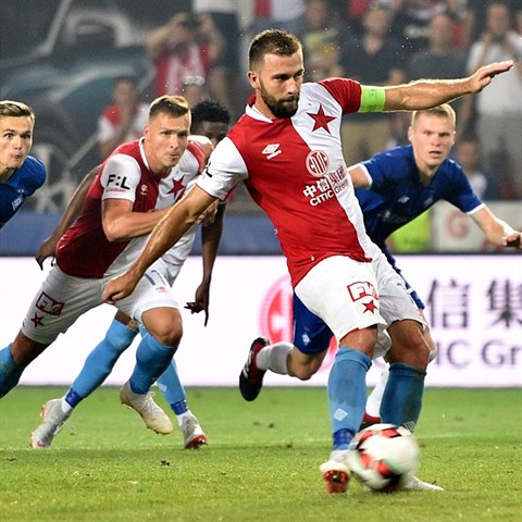 Josef Hubauer zvldl tkou chvli - vyrovnal z penalty v 95. minut.