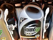Roundup je nejpouívanjí herbicid na svt.