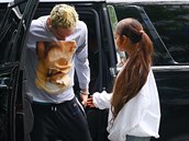 Ariana Grande, Pete Davidson