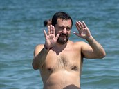 Italský ministr vnitra Matteou Salvini íká nahám v kan jasné NE.