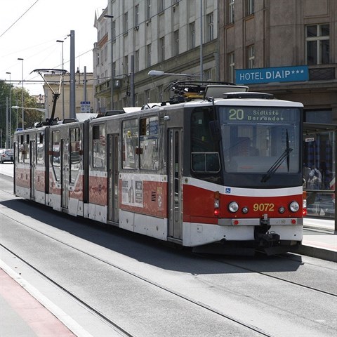 Aby mohli mt Praan mhd zdarma, tramvaje mus na svj provoz vydlat po...