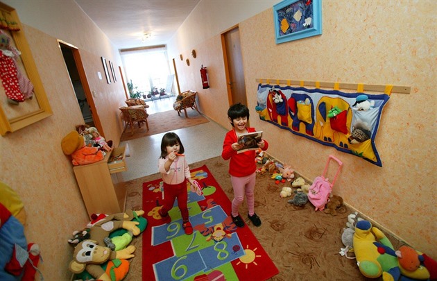 Výzkum: Z dětských domovů odchází lidé s nižším vzděláním, než mají ostatní