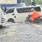 Mangkhut je ptkrt silnj ne hurikn Florence.