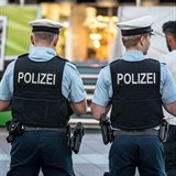Německá policie zatkla dva Afghánce podezřelé ze smrti mladého Němce.