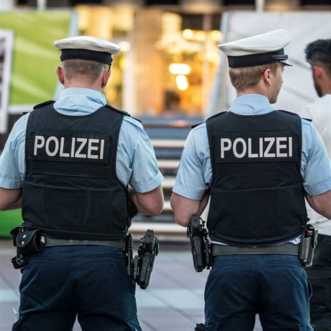 Nmeck policie zatkla dva Afghnce podezel ze smrti mladho Nmce.
