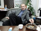 Senátor Jaroslav Kubera se svých neestí v podob cigaret a kávy nehodlá vzdát.