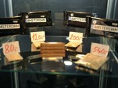 Amsterdam Shop prodával syntetické drogy, napíklad jako sbratelské pedmty....