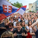 Na Slovensku kvli vrad protestovaly tisce lid.