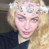 Kdo by ekl, e je Madonn 60 let, e?
