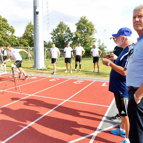 Jozef Chovanec je fem komise rozhodch od lta.