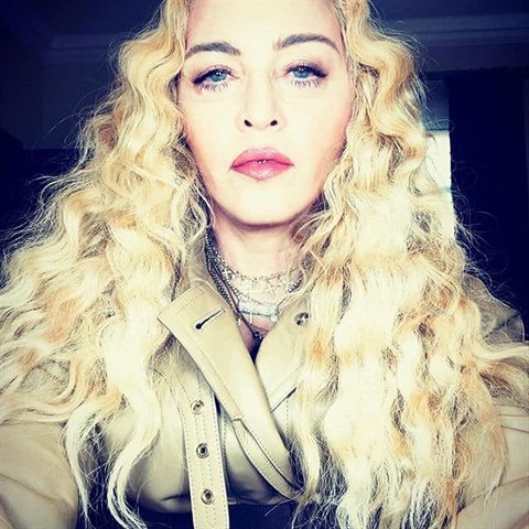 Madonna se datu narozen v obance jenom smje. Jen aby j smv nepeel...