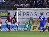 Sparta inkasuje v Olomouci jediný gól zápasu.