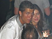 Jet v klubu na Ronaldovi mohla nechat oi, pozdji s ním prý ale Kathryn...