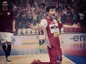 Antonín Hrdina slaví gól v derby se Spartou. Nyní u bude hrát v jejím dresu.