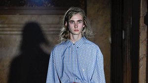 V nové kolekci Gucci se objevila i �ada novinek. T�eba takovéto kra�asy je�t�...