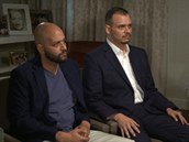 Cháukdího synové Abduláh a Salah pi emotivním rozhovoru s reportéry CNN.