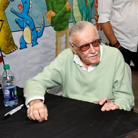 Stan Lee se doil ctyhodnch 95 let.