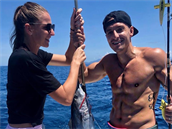 Karolína se svým muem Michalem na rybách.
