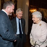 Se zámožným podnikatelem Christopherem Moranem se dobře zná i britská královna.