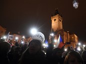 Prvod demonstrant se vydal 23. listopadu 2018 od Praského hradu na...
