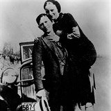 Bonnie Parkerov a Clyde Barrow, duo populrnch zloinc.