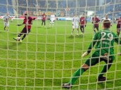 První penaltu Sparty na Slovácku chytil Matou Trmal Guéloru Kangovi.