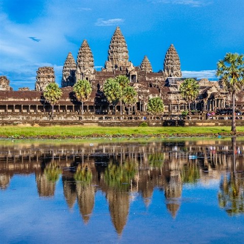 Kamboda je stle oblbenj, me za to i komplex Angkor Wat.