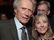 Clint Eastwood vedle dcery Laurie Murray, o které  dlouhé roky nevdl.