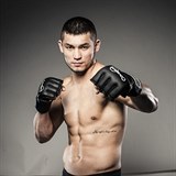 Makhmud Muradov se aktuálně prezentuje jako MMA zápasník.