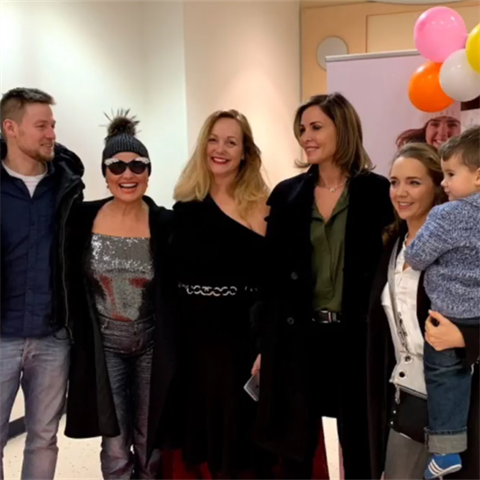 Lucka na premi�ru vzala i sv�ho syna.