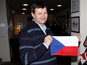 Jan Hruínský s vlajkou