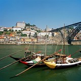 Porto je velmi malebn msto. Za deset milion mete bt jeho prvoplatnm...