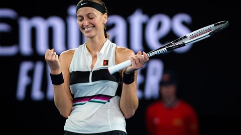 Je to tam! Petra Kvitová je ve finále Australian Open.