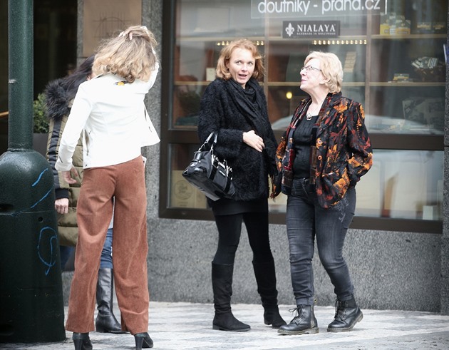 Barbora Munzarová zažívá těžké chvíle. I díky přátelům a skvělé rodině má ale stále důvod k úsměvu.