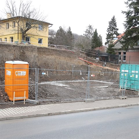 Pozemek v praskm Radotn, kter pat tenistce Lucii afov.