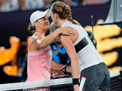 Ve tvrtfinále Australian Open zdolala Petra Kvitová domácí Ashleigh Bartyovou.