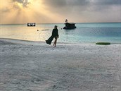 Rytmus Jasminu Alagi vyvezl na Maledivy.