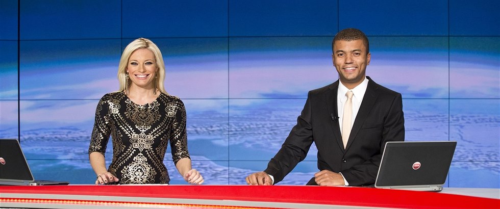 Nejslavnjí eská zprávaská dvojice: Lucie Borhyová a Rey Koranteng.