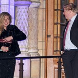 Boris Johnson se svou souasnou partnerkou Carrie Symondsovou
