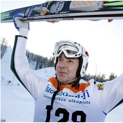 Matti Nyknen byl nejenom velespn sportovec, ale tak alkoholik a...