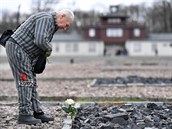 Bývalý vze koncentraního tábora Buchenwald vzdává hold tm, kteí mezi jeho...