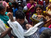 Protesty nespokojených zamstnanc v Bangladéi nabírají na síle.